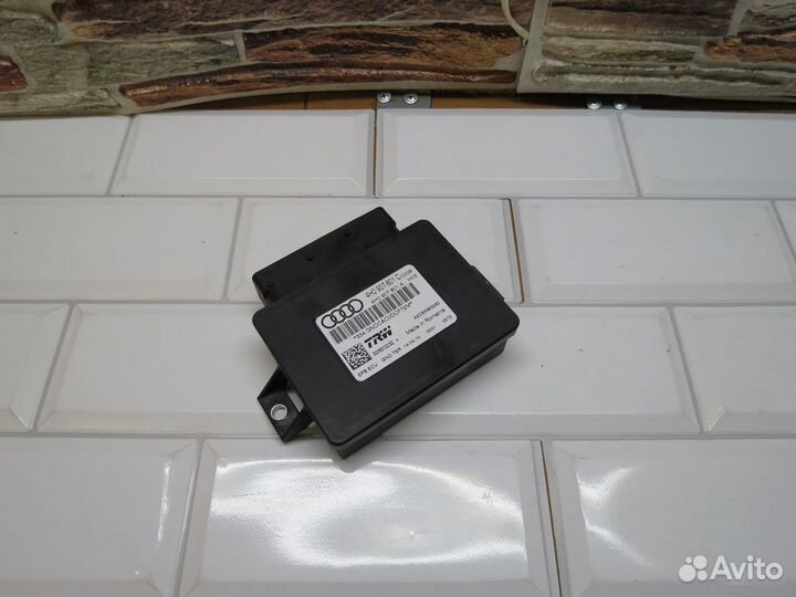 Блок стояночного тормоза Audi A8 D4 A8D4