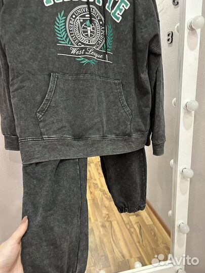 Спортивный костюм женский