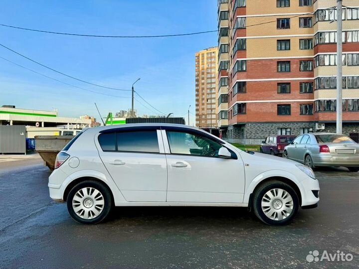 Opel Astra 1.6 МТ, 2013, 138 000 км