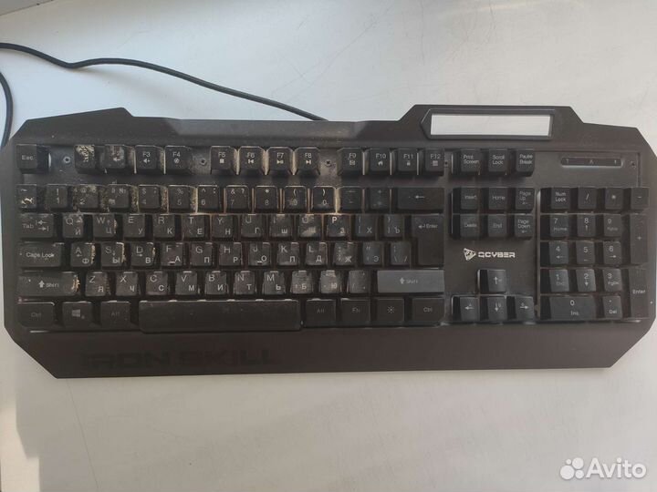 Игровая клавиатура с подсветкой