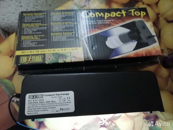 Компактный светильник для террариума