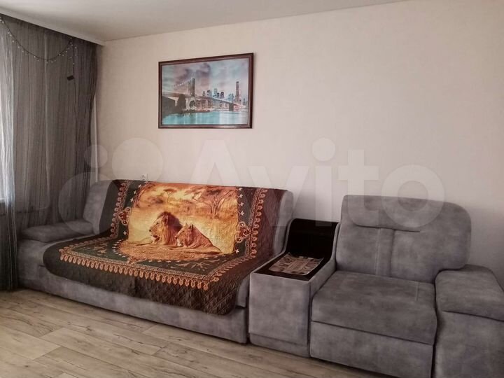 2-к. квартира, 64 м², 2/9 эт.