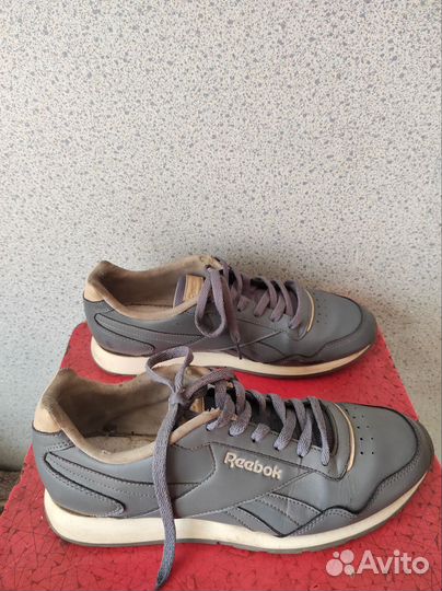 Кроссовки Reebok. 42/5p