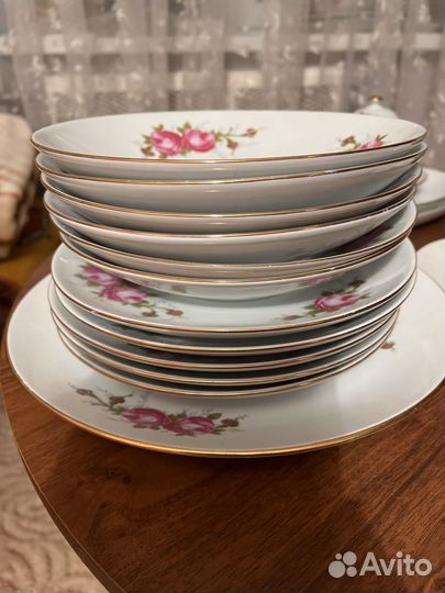 Сервиз столовый роза ГДР на 6 персон