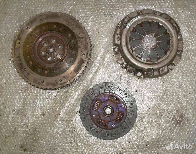 Маховик Kia Spectra в сборе