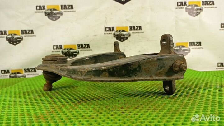 Рычаг передний верхний левый L