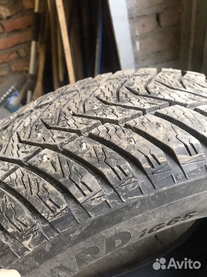 Yokohama Ice Guard IG65 215/60 R17 50B