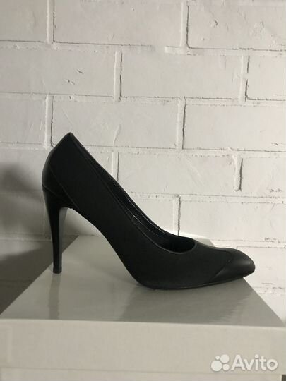 Туфли черные Max Mara (новые)