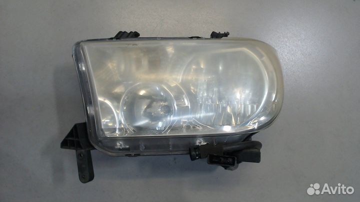 Фара (передняя) Toyota Sequoia 2008, 2008