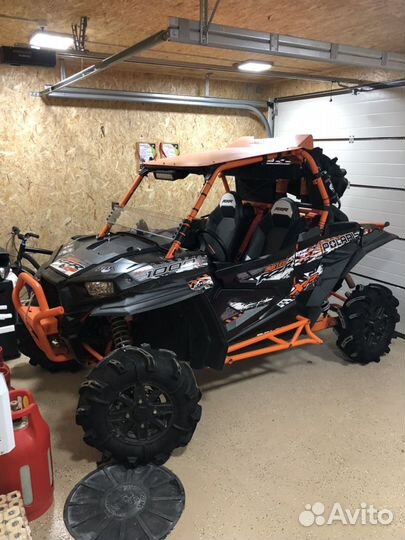 Polaris RZR 1000 High Lifter