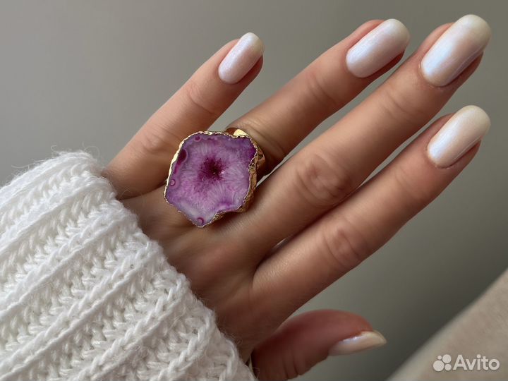 Кольцо с тонированным агатом