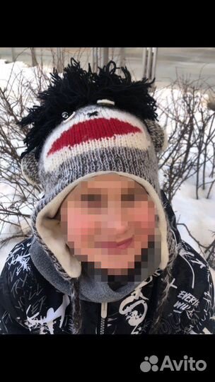 Шапки шерстяные 54-56 2 шт