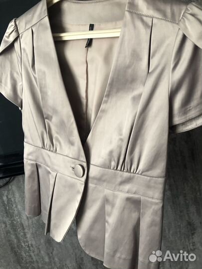 Жакет жилетка фирменная