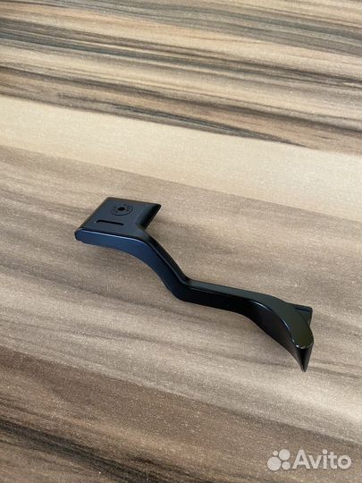 Упор для пальца (thumbs-up) для leica SL