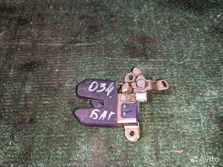 Замок багажника Volkswagen Passat B5 рестайлинг (2