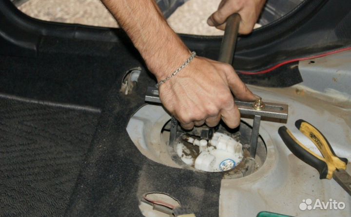 Замена бензонасоса MB E-Класс 2023-н.в