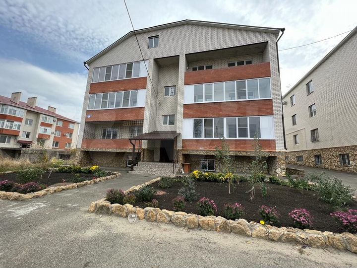 2-к. квартира, 57,7 м², 2/3 эт.