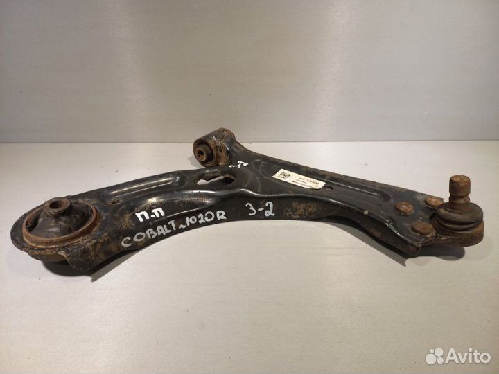 Рычаг подвески передний правый Chevrolet Cobalt
