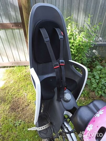 Детское кресло на велосипед hamax