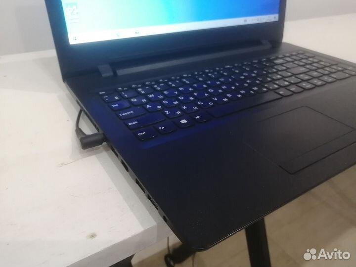 Свежий офисный ноутбук Lenovo на SSD