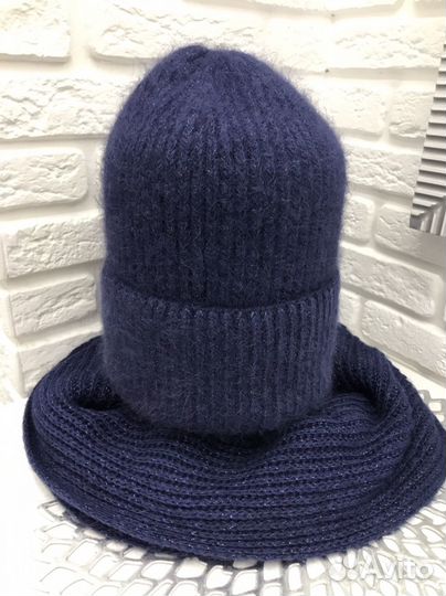 Комплект шапка и шарф новый