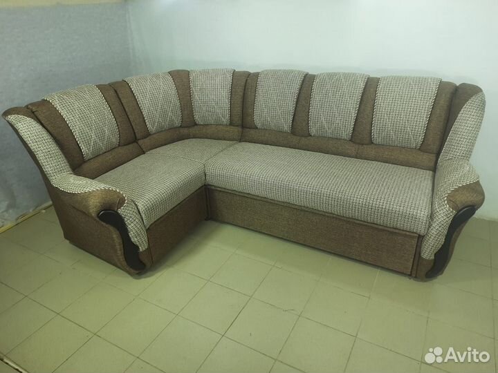 Угловой диван