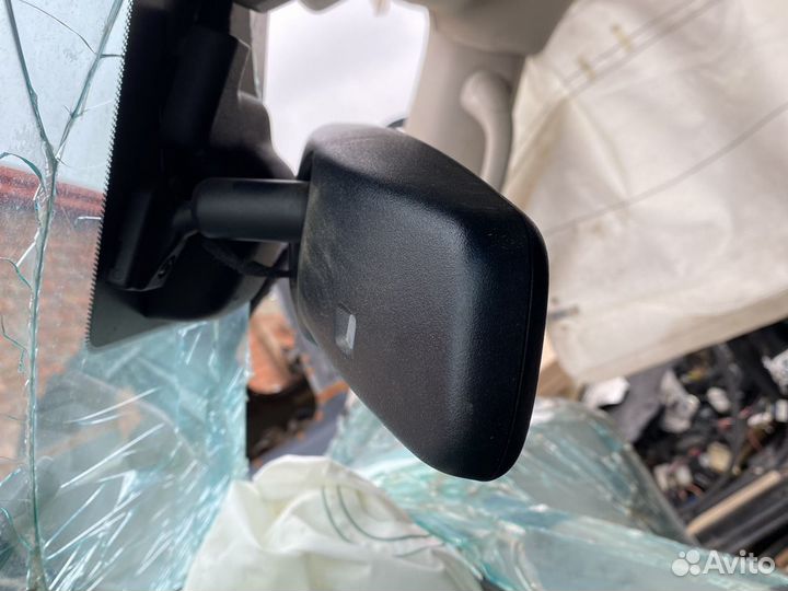 Infiniti Qx56 Зеркало салона