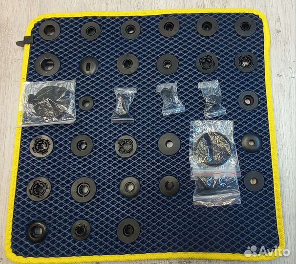 Клипсы автокрепеж, авто клипсы крепления ковров