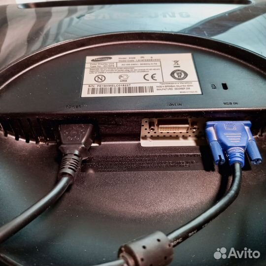 Монитор Samsung 19 дюймов
