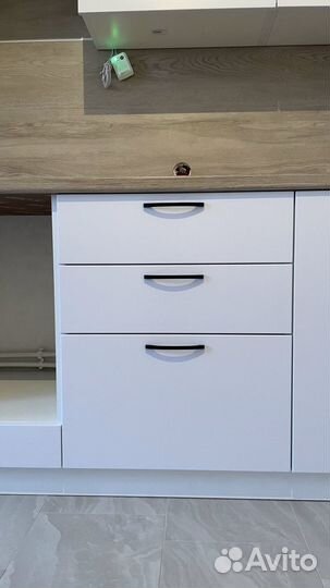 Кухонный гарнитур кухня современный