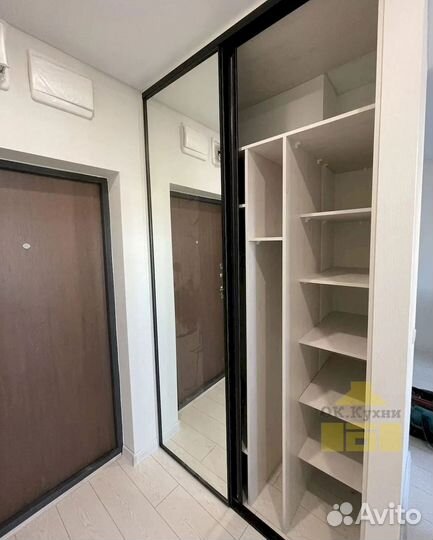 Шкаф в прихожую