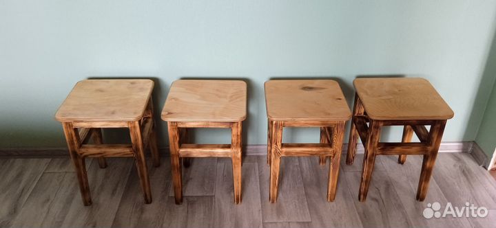 Табурет деревянный