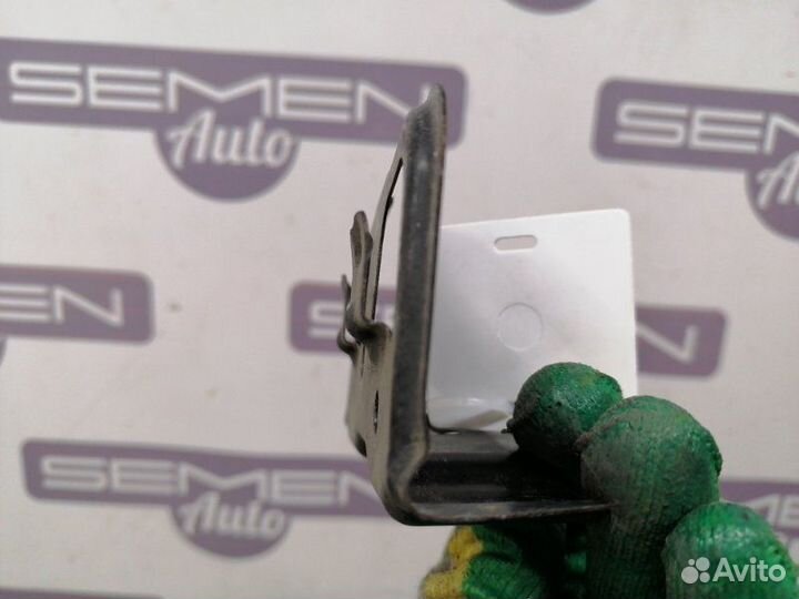 Кронштейн фонаря задний Honda Civic FD1 FD3 FD7