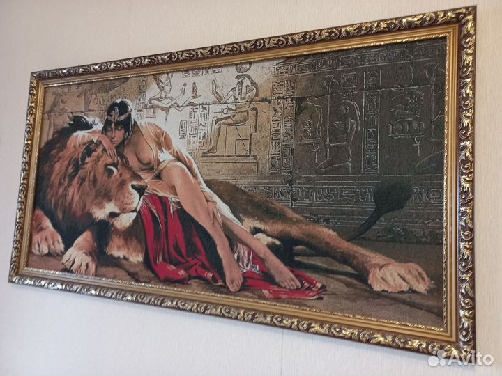 Картина в раме гобелен