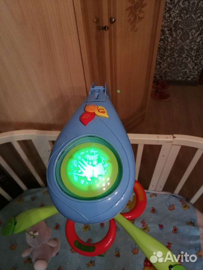 Мобиль музыкальный Chicco с проектором