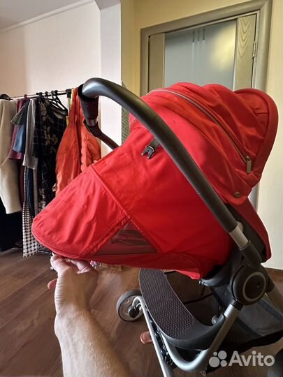 Коляска прогулочная stokke