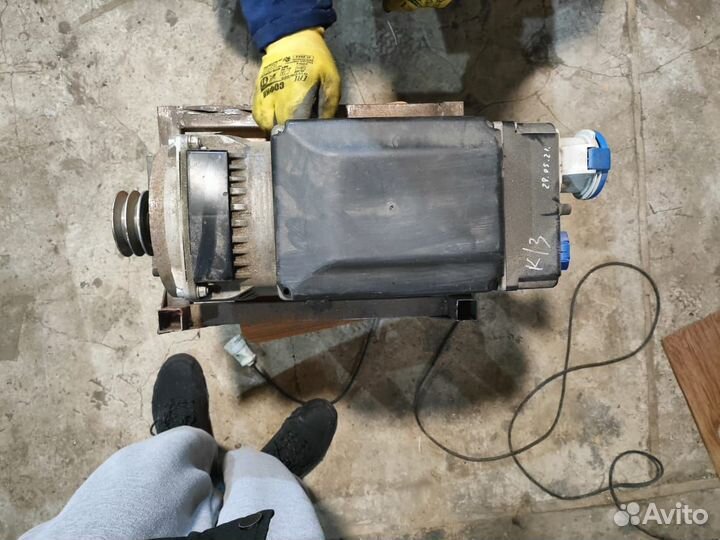 Электрогенератор