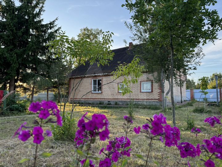 Дом 194,4 м² на участке 28 сот.