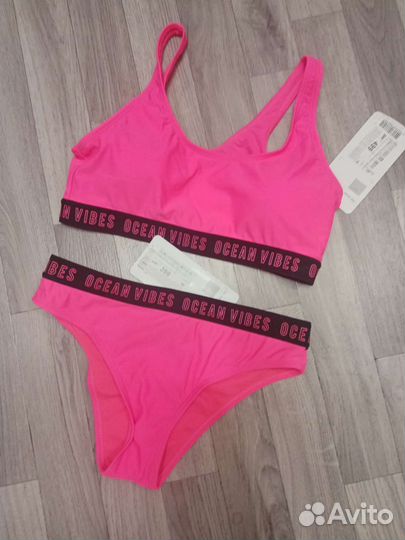 Купальник новый р. 42-44 с биркой