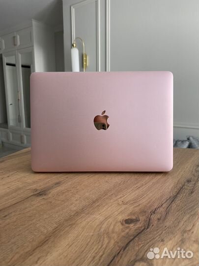 MacBook розовое золото 2017
