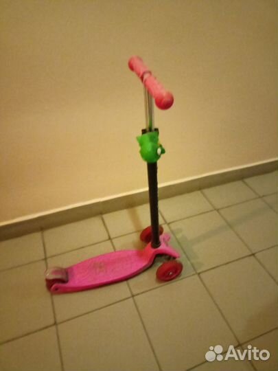Самокат детский трехколесный