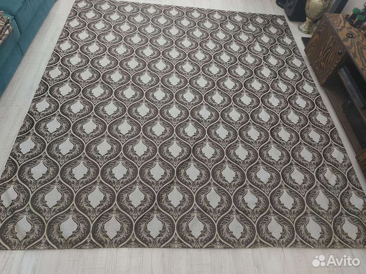 Шторы портьеры бу-2 шт, длина 265см ширина 237см