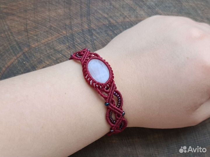 Браслеты с натуральными камнями