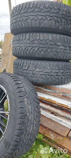 Комплект зимних шин Хаккапелита 5 на литье R15