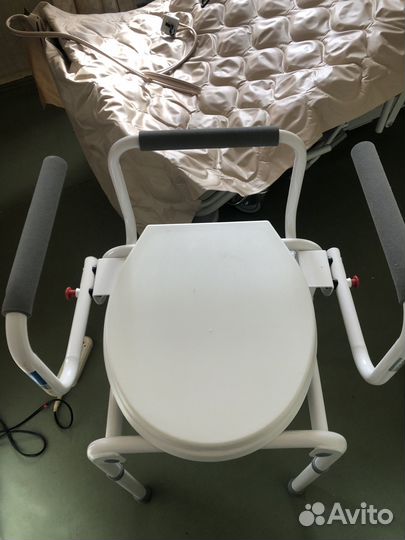 Прикроватный туалет