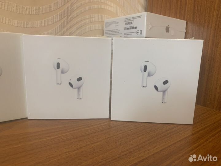 AirPods pro и AirPods 3