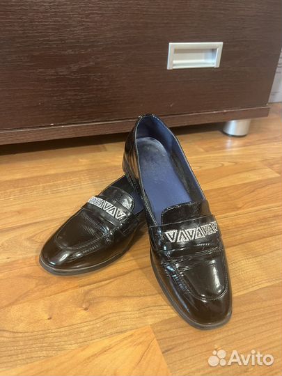 Лоферы женские Mascotte натуральная кожа 35 размер