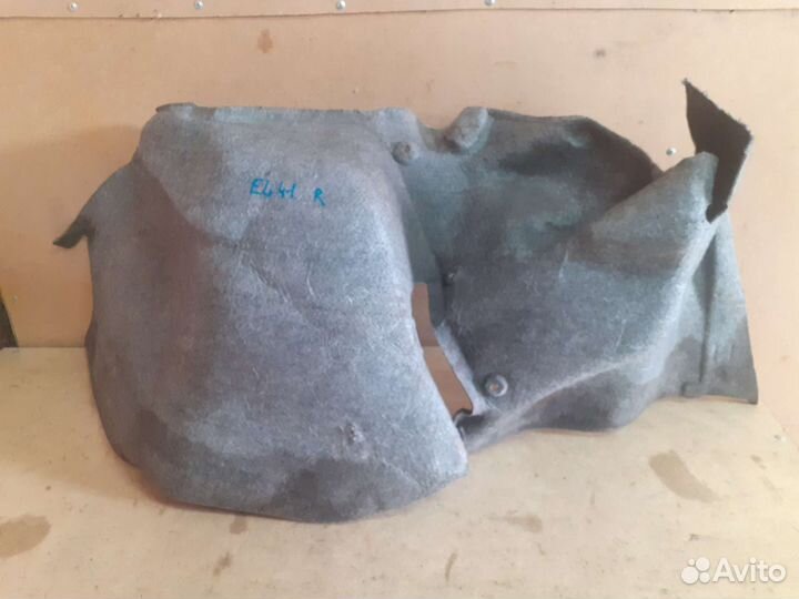 Обшивка багажника правая Toyota Corsa EL41