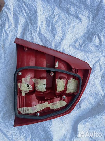 Задняя левая фара на Шкода Октавия А5