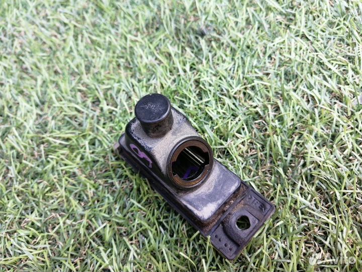 Подсветка номера Volvo S60